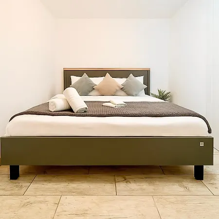 Temple 3 - Half Ground Level With Windows - Demisol Apartment Bucharest