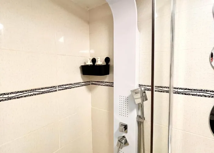 Temple 3 - Half Ground Level With Windows - Demisol Бухарест